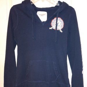 Abercrombie & Fitch Size Medium Sweatshirt
